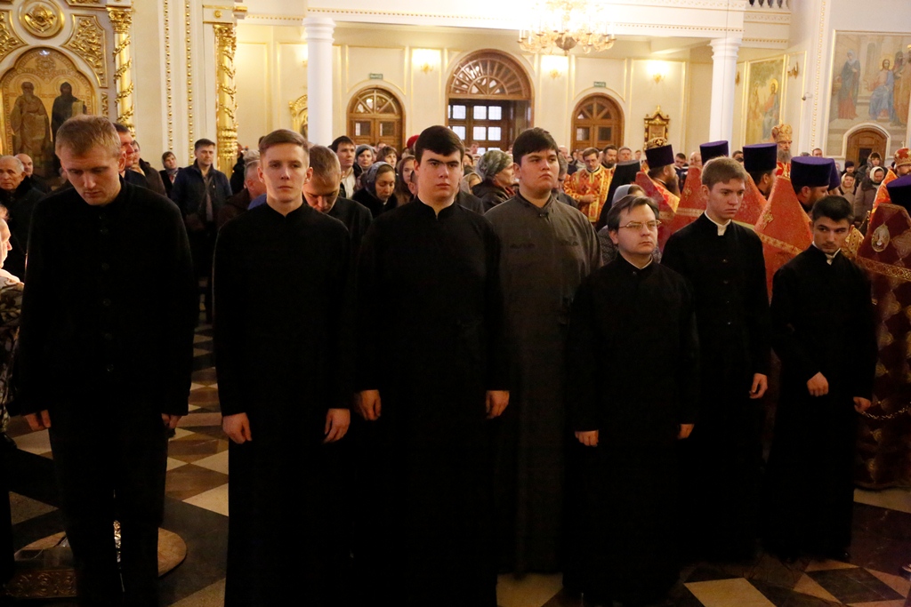 в Свято-Феодоровском кафедральном соборе была совершена Божественная литургия